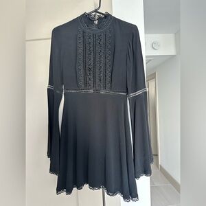 Beautiful for Love and Lemons dress!